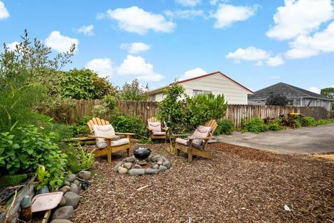 Photo of property in 30a Royton Avenue, Mangere East, Auckland, 2024