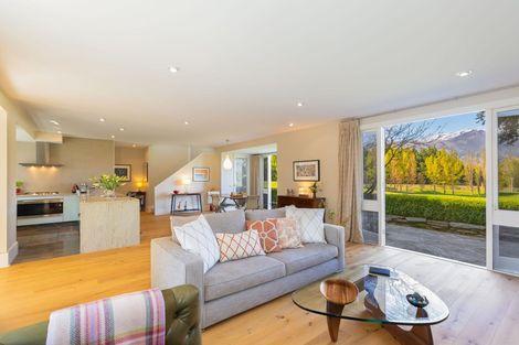 Photo of property in Millbrook Resort, 9 Chalmers Close, Arrowtown, 9371
