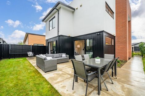 Photo of property in 48 Mawai Hakona Drive, Wallaceville, Upper Hutt, 5018