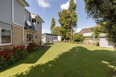 Photo of property in 23 Links View Drive, Omokoroa, 3114