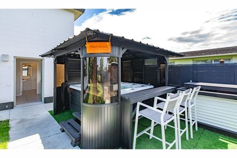 Photo of property in 61 Seddon Street, Rangiora, 7400