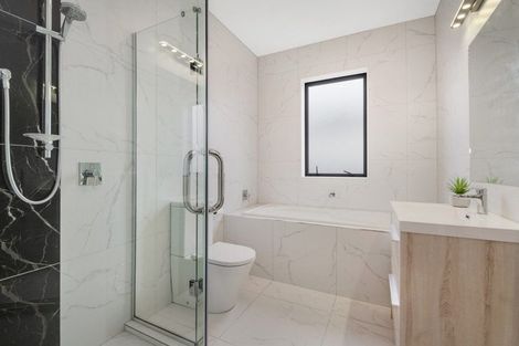 Photo of property in 7 Manawanui Way, Orewa, 0931