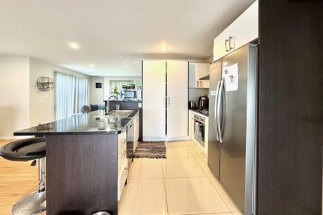 Photo of property in 1 Kauri Drive, Takanini, 2112