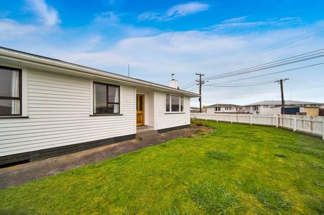Photo of property in 21 Pacey Avenue, Hawera, 4610