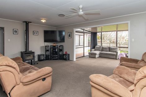 Photo of property in 26 Nikau Street, Inglewood, 4330