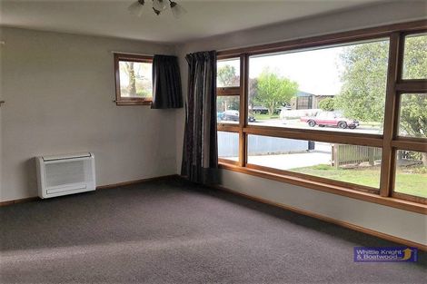 Photo of property in 65 Boston Avenue, Hornby, Christchurch, 8042
