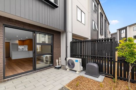 Photo of property in 14 Selo Street, Glen Eden, Auckland, 0602