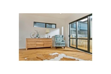 Photo of property in 22 Turutu Place, Long Bay, Auckland, 0630
