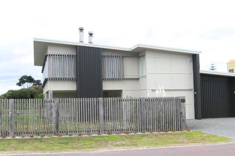 Photo of property in 32 Rita Way, Omaha, 0986