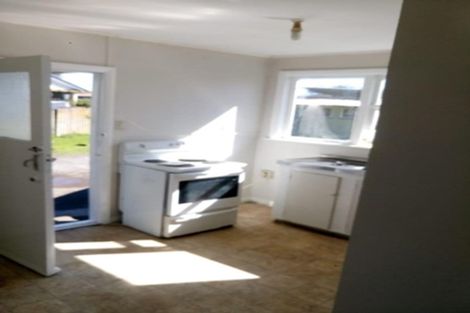 Photo of property in 1/62 Swaffield Road, Papatoetoe, Auckland, 2025