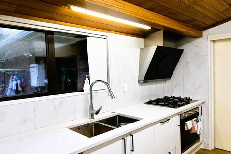 Photo of property in 12b Relko Crescent, Torbay, Auckland, 0630