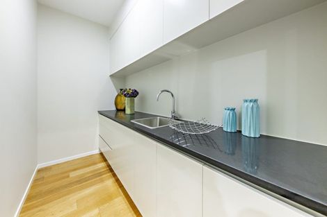 Photo of property in 4 Pahekeheke Road, Karaka, Papakura, 2113