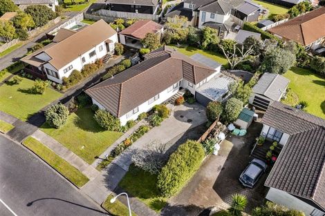 Photo of property in 41 Marendellas Drive, Bucklands Beach, Auckland, 2014