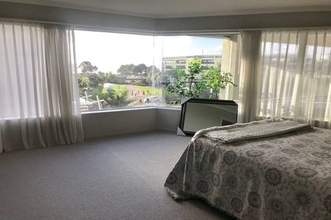 Photo of property in 3/14 Brougham Street, New Plymouth, 4310