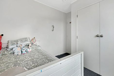 Photo of property in 2/5 Manaia Place, Mairangi Bay, Auckland, 0630