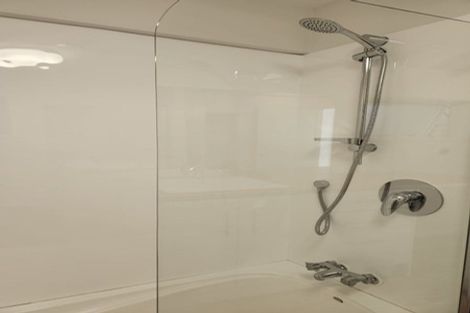 Photo of property in 41 Pohutukawa Avenue, Red Beach, 0932