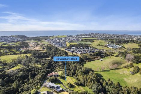 Photo of property in 88 Vaughans Road, Long Bay, Auckland, 0792