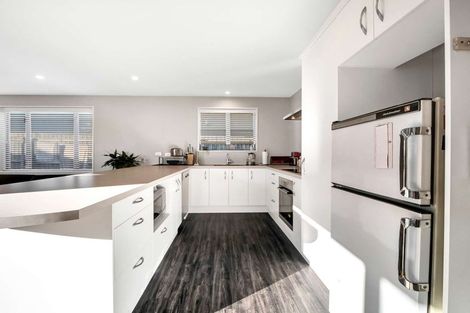 Photo of property in 28 Northwater Drive, Northwood, Christchurch, 8051