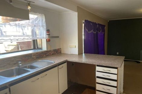 Photo of property in 60 Charntay Avenue, Clover Park, Auckland, 2019