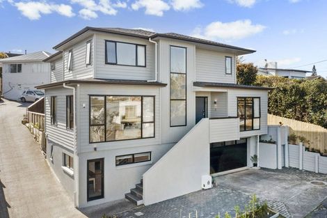 Photo of property in 9a Wolsley Avenue, Milford, Auckland, 0620
