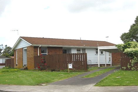 Photo of property in 60 Chichester Drive, Rosehill, Papakura, 2113