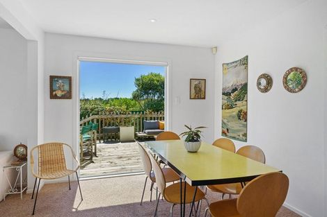 Photo of property in 1 Rodney Avenue, Te Horo Beach, Otaki, 5581