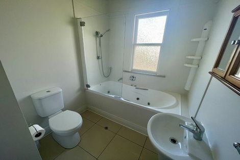 Photo of property in 23 Severn Street, Island Bay, Wellington, 6023