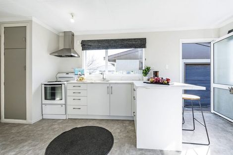 Photo of property in 71 Clifton Drive, Waitara, 4320