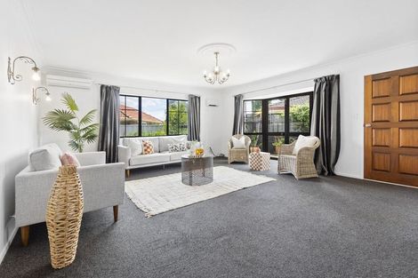 Photo of property in 14b Minchin Crescent, St Andrews, Hamilton, 3200