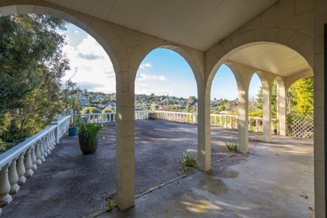 Photo of property in 70 Mayfair Crescent, Mairangi Bay, Auckland, 0630