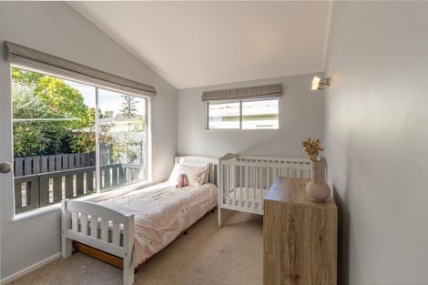 Photo of property in 576 Lowe Street, Camberley, Hastings, 4120