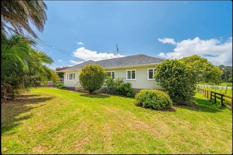 Photo of property in 38 Farrand Road, Kumeu, 0891
