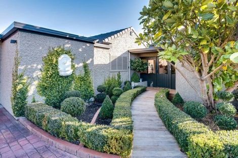 Photo of property in 194 Durham Drive, Havelock North, 4130