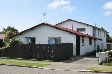 Photo of property in 1/22 Talltree Avenue, Avonhead, Christchurch, 8042