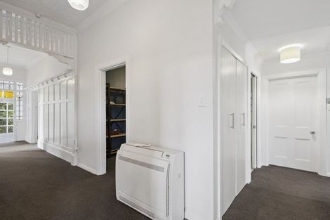 Photo of property in 151 Victoria Road, Saint Clair, Dunedin, 9012