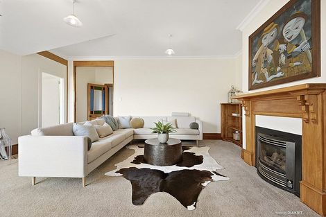 Photo of property in 26 Grove Road, Kelburn, Wellington, 6012