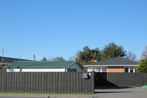 Photo of property in 780 Main North Road, Belfast, Christchurch, 8051