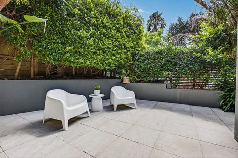 Photo of property in 20 Regina Street, Westmere, Auckland, 1022