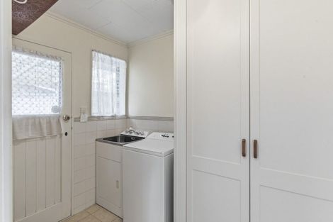 Photo of property in 27 Brandon Street, Otaki, 5512