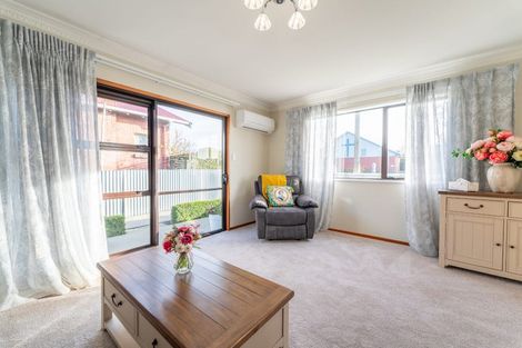 Photo of property in 1/52 Avenue Road, West End, Timaru, 7910