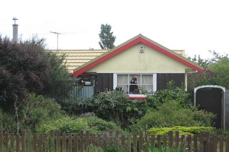 Photo of property in 20 Broadway Avenue, Waikuku Beach, 7473