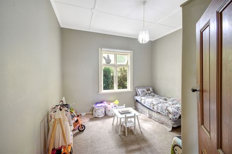 Photo of property in 107 Kaikorai Valley Road, Glenross, Dunedin, 9011