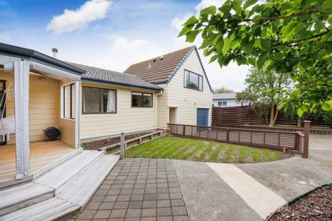 Photo of property in 24 Fraser Drive, Feilding, 4702