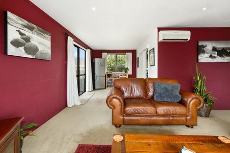 Photo of property in 12 Dominica Crescent, Grenada Village, Wellington, 6037