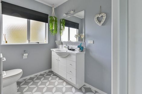 Photo of property in 12 The Croft, Havelock North, 4130