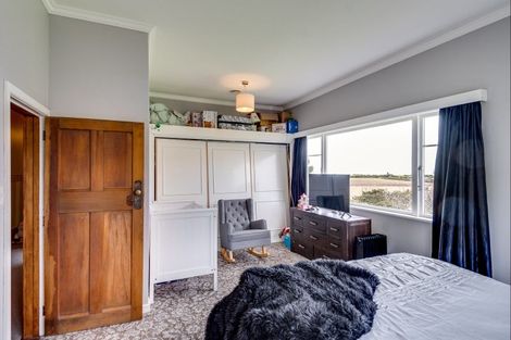 Photo of property in 755 Main North Road, Bay View, Napier, 4182