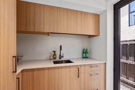 Photo of property in 152 Idris Road, Strowan, Christchurch, 8052