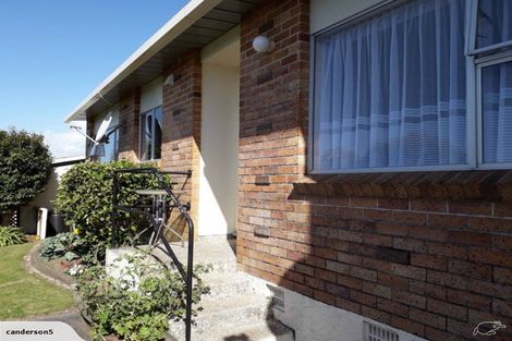 Photo of property in 1/239 Carrington Street, Vogeltown, New Plymouth, 4310