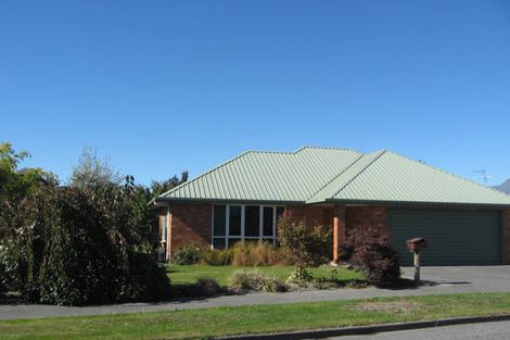 Photo of property in 1 Shearer Place, Methven, 7730