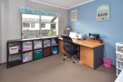 Photo of property in 61 Carnoustie Drive, Wattle Downs, Auckland, 2103